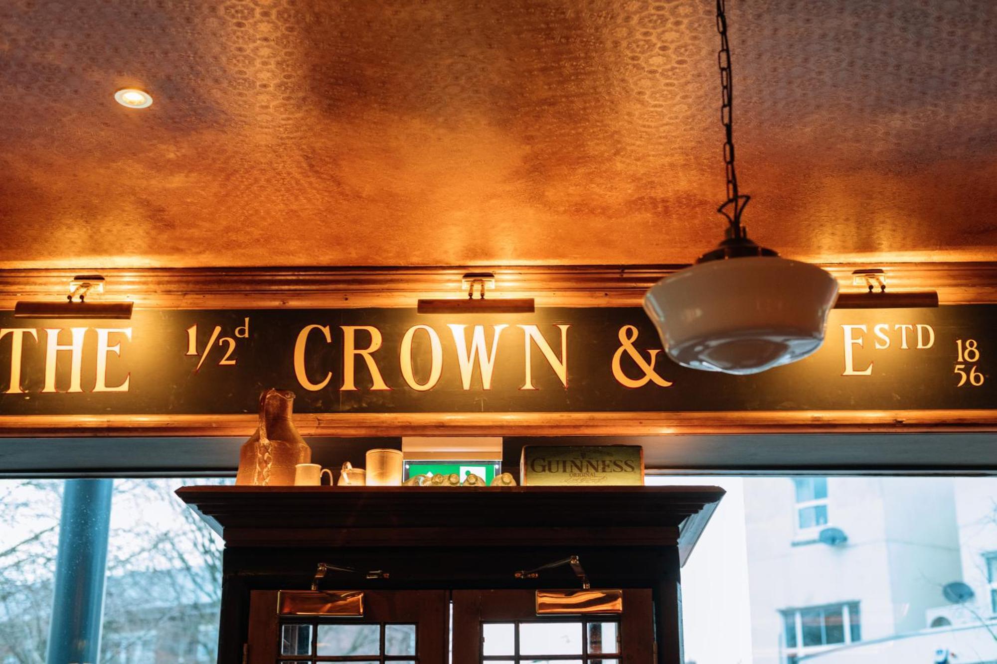 The Crown Pub & Guesthouse London Exterior photo