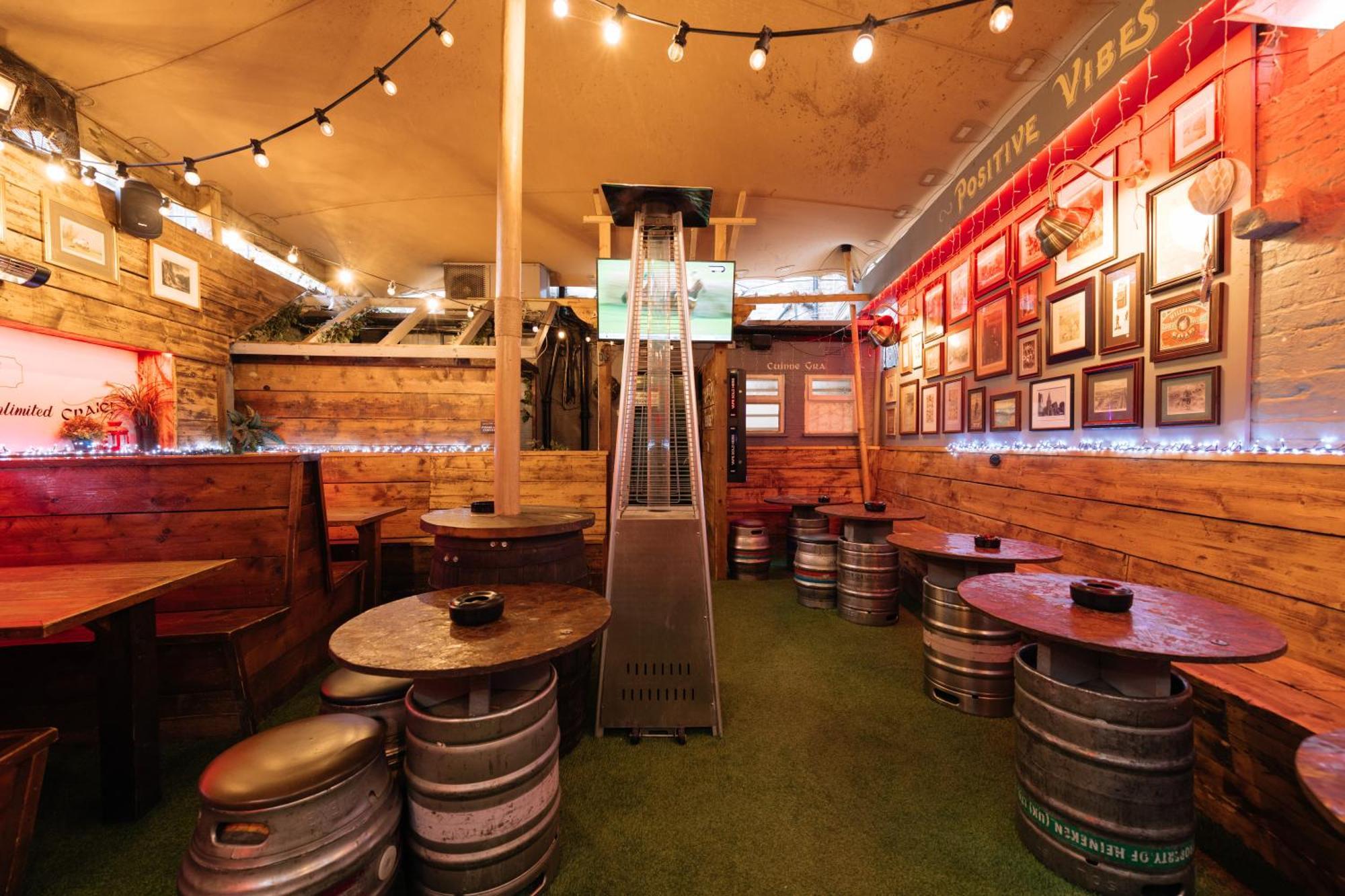 The Crown Pub & Guesthouse London Exterior photo